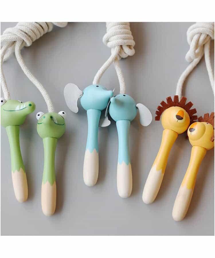 SKIPPING ROPE 跳繩