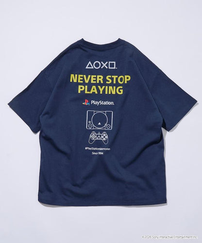 寬鬆版型 背部LOGO印花 圓領 PlayStation NEVER STOP T恤
