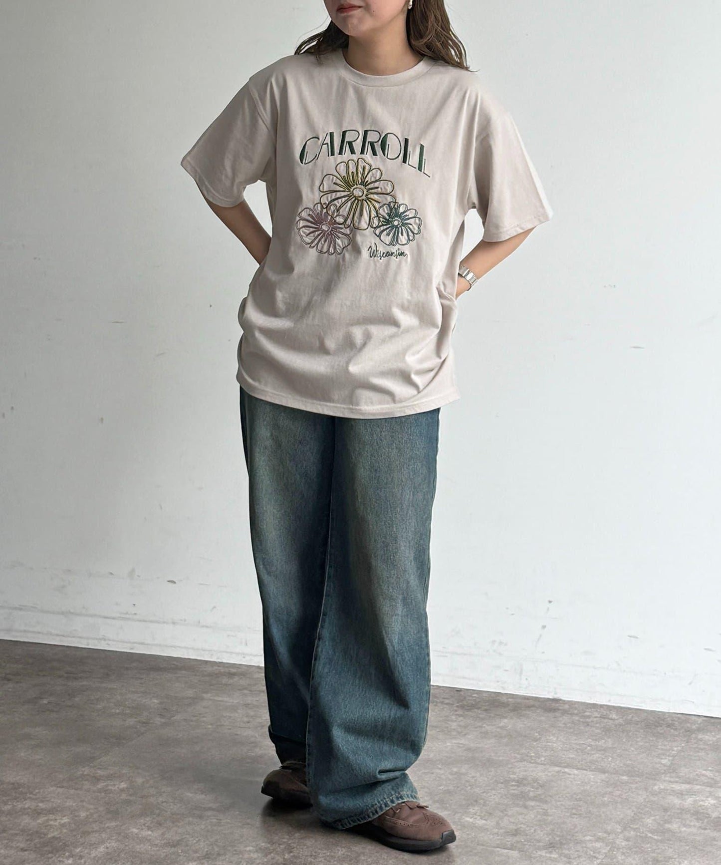 多款刺繡設計 短袖T恤