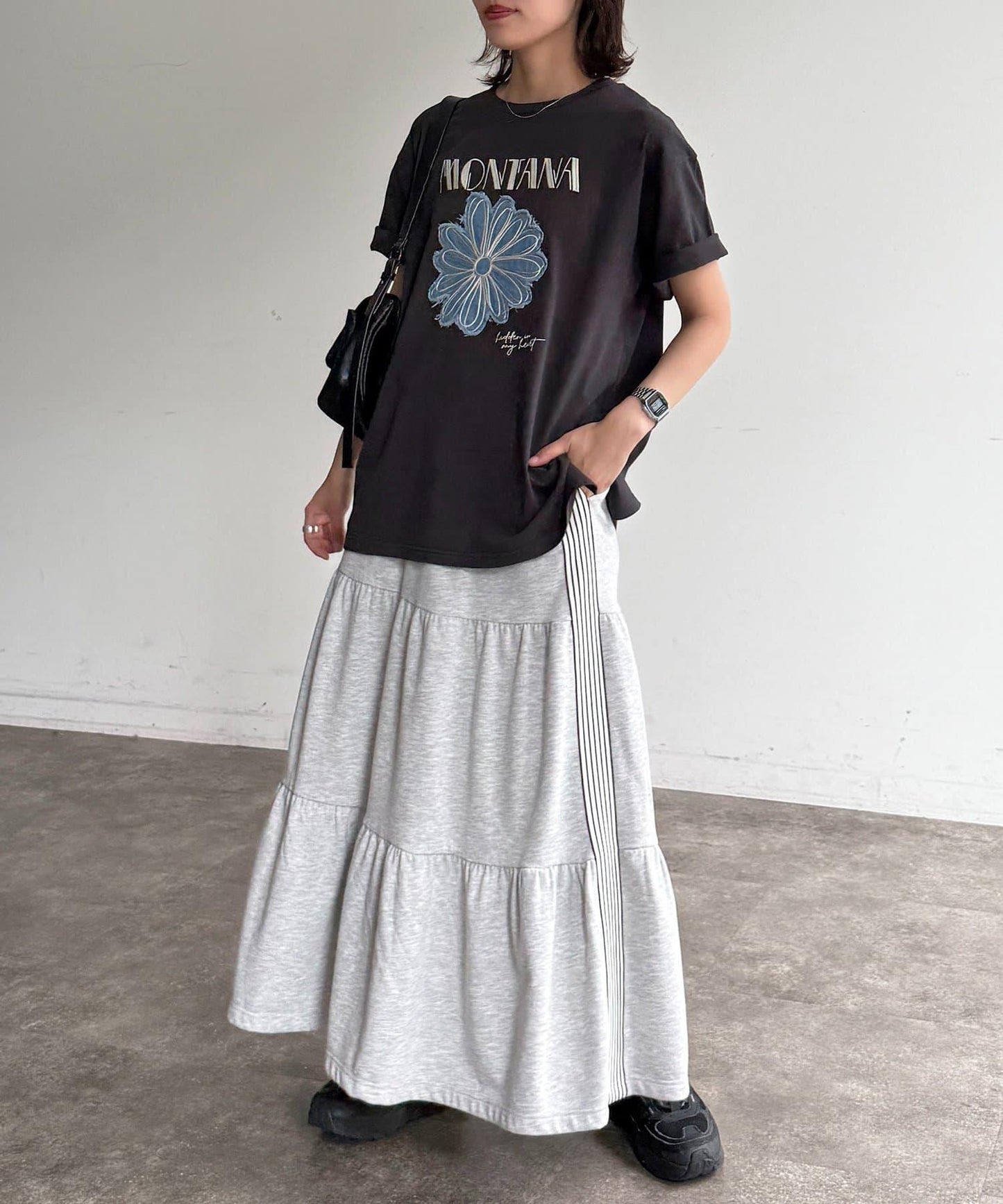 多款刺繡設計 短袖T恤