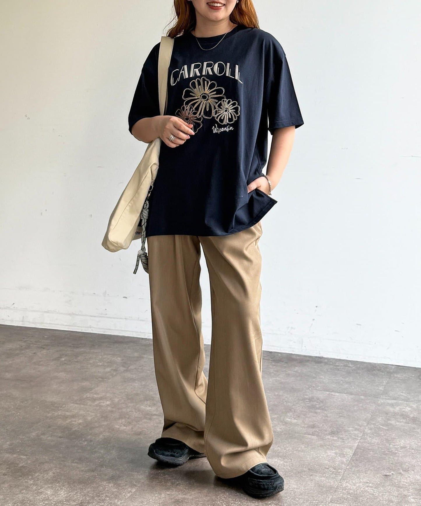 多款刺繡設計 短袖T恤