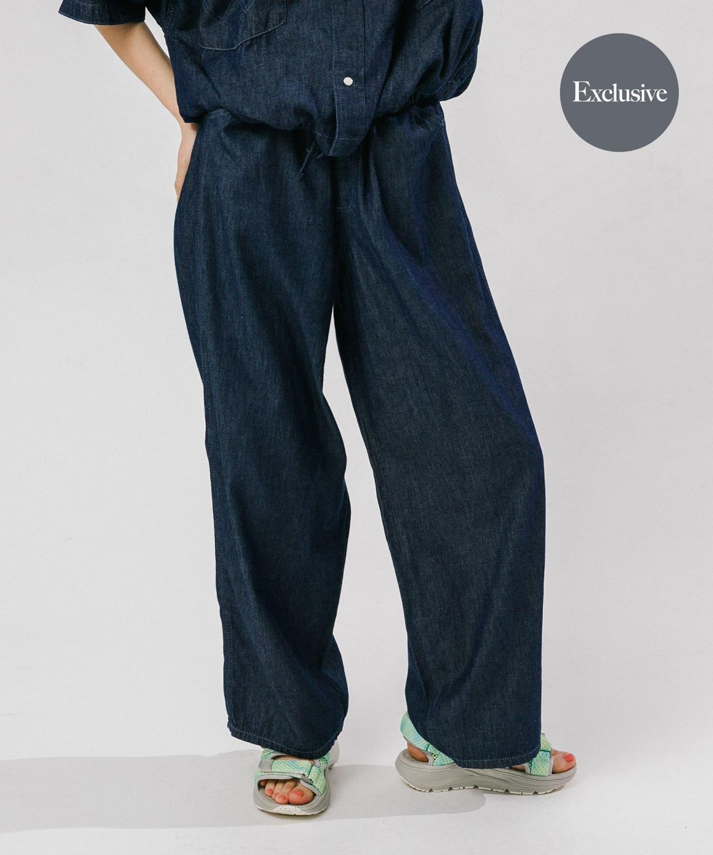 Wrangler×EKAL 輕薄牛仔寬鬆闊腿褲