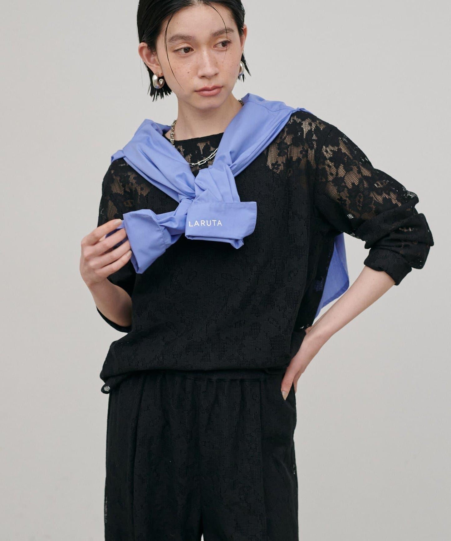 花卉刺繡女式襯衫