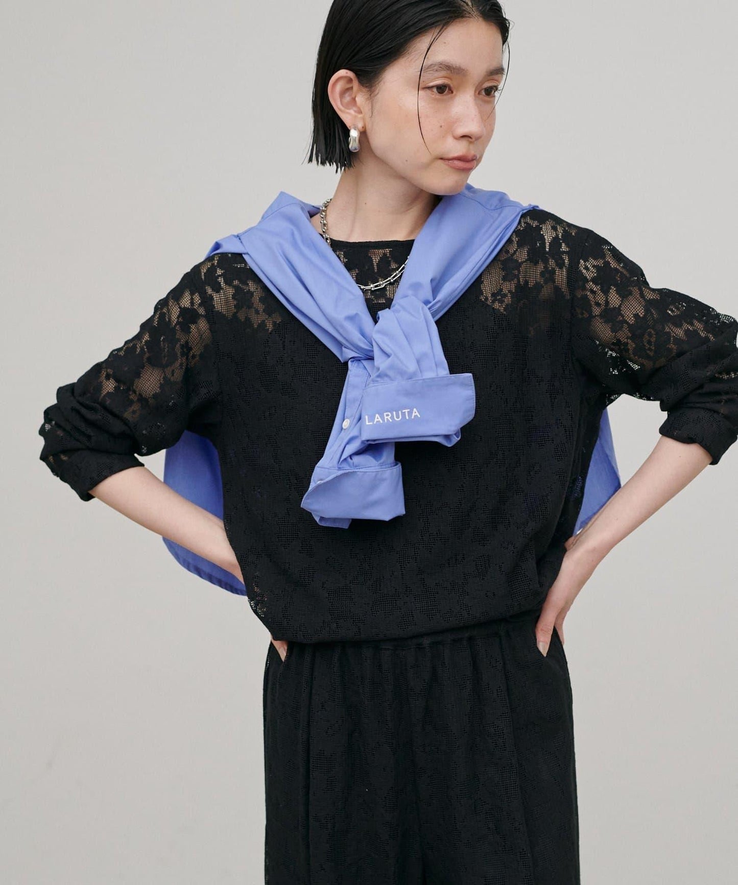 花卉刺繡女式襯衫