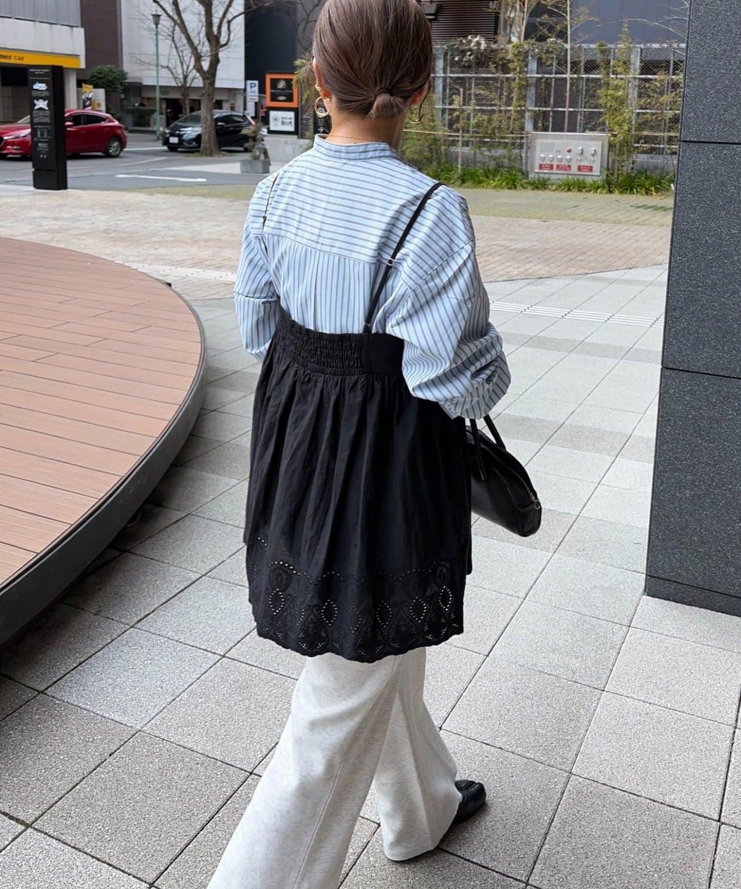 パルクロ てら企畫 波浪刺繡 吊帶長上衣