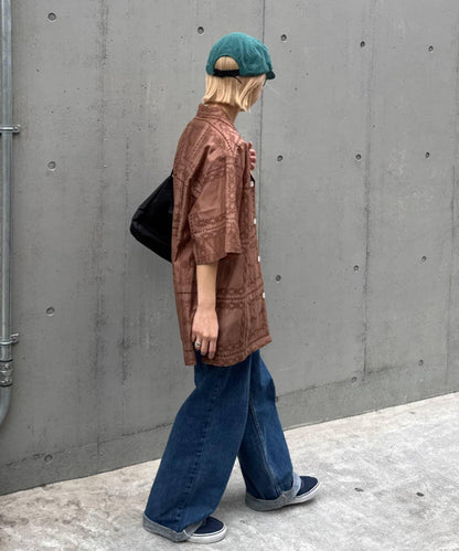 中性蕾絲刺繡襯衫 網絡