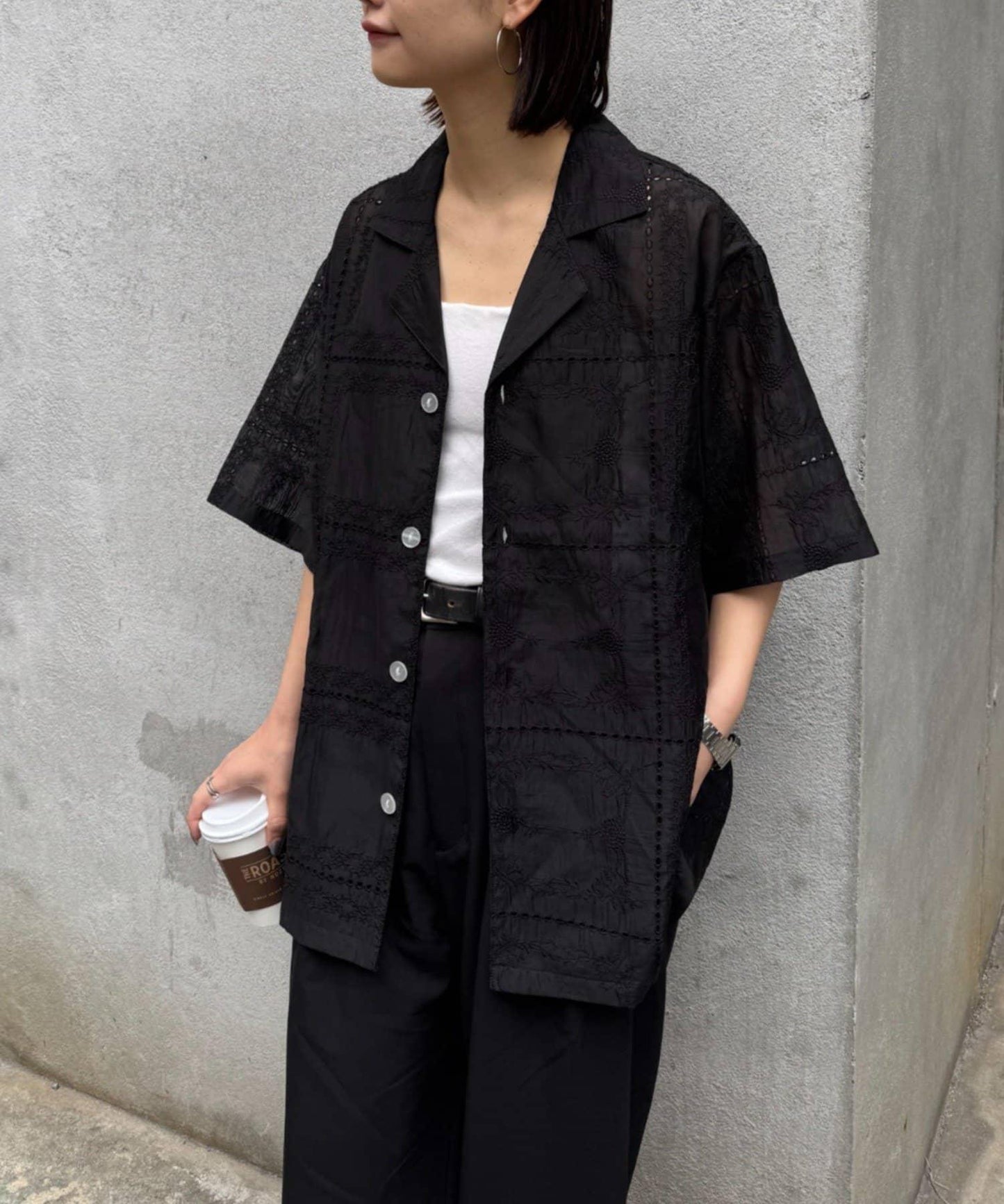中性蕾絲刺繡襯衫 網絡