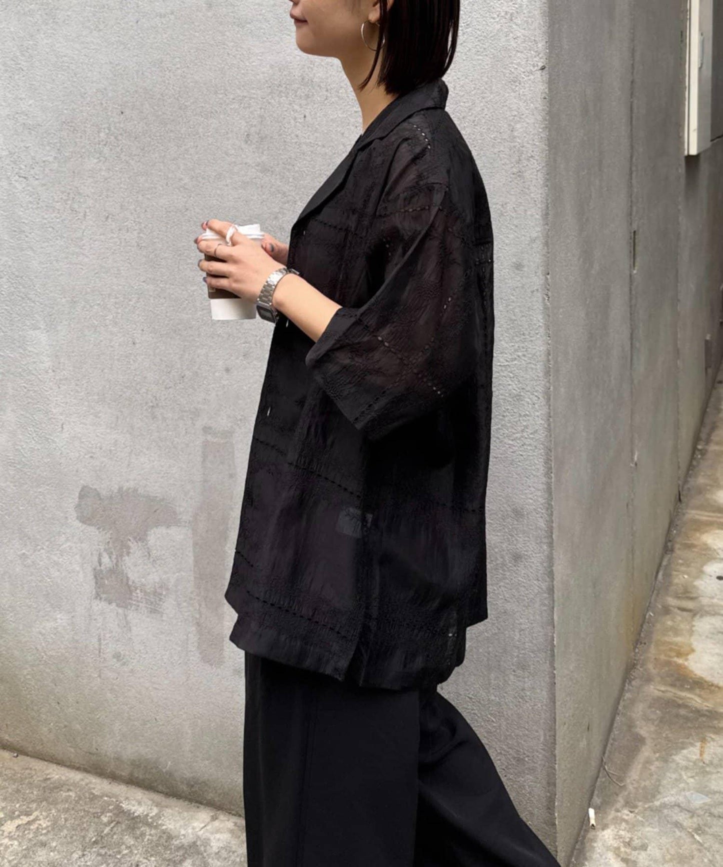 中性蕾絲刺繡襯衫 網絡