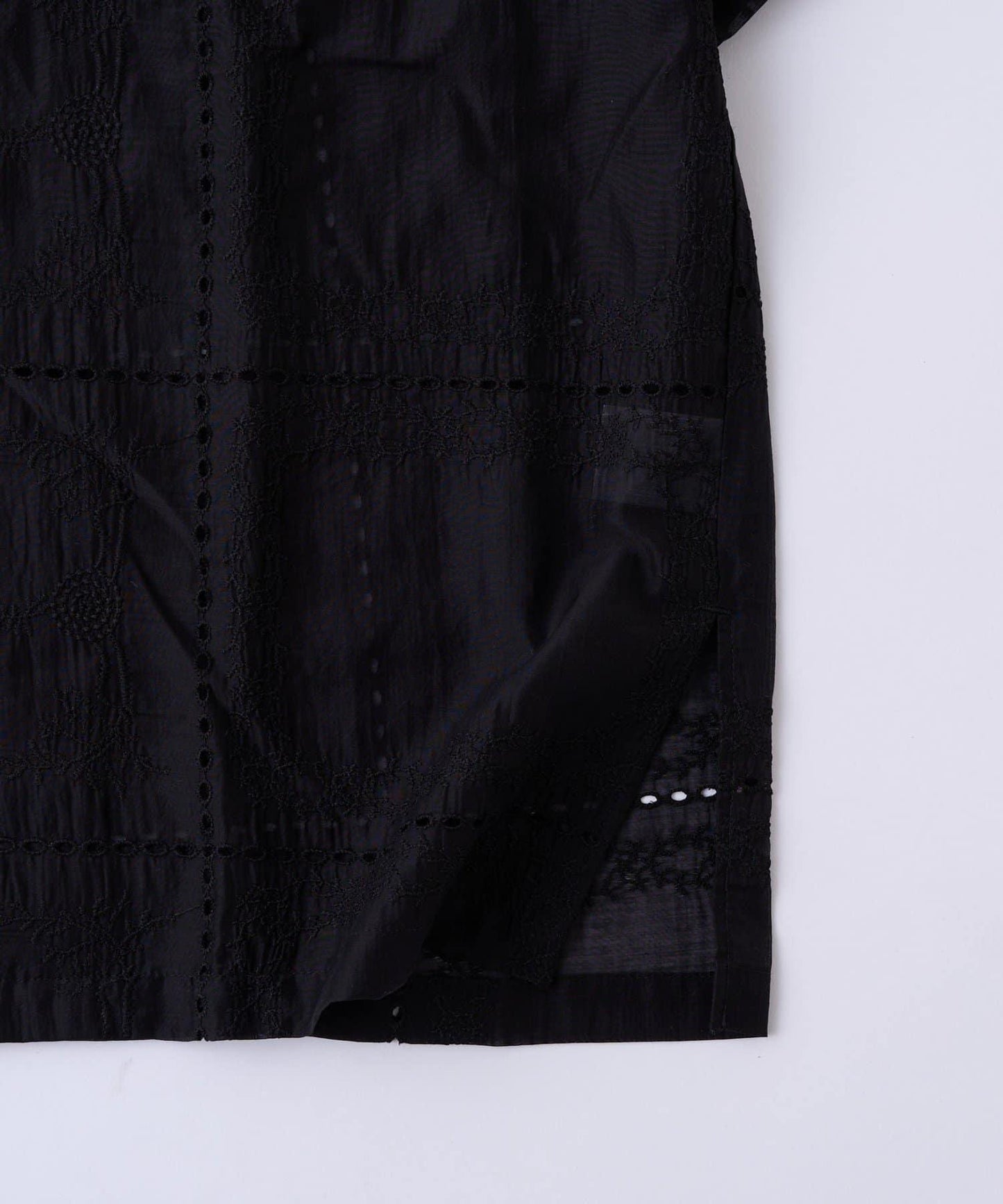 中性蕾絲刺繡襯衫 網絡