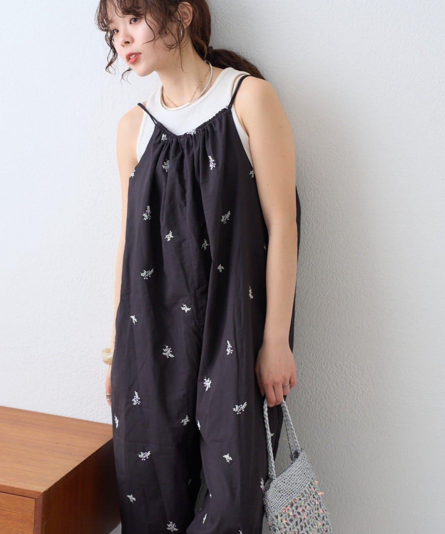 Aguni 刺繡吊帶連體褲