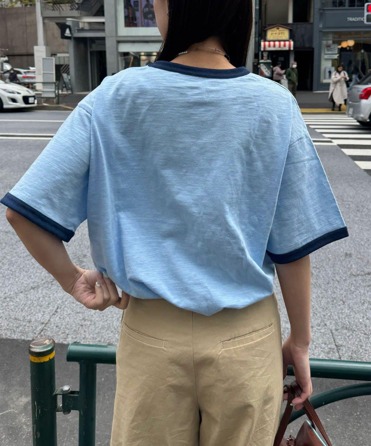 多款印花撞色邊 T恤