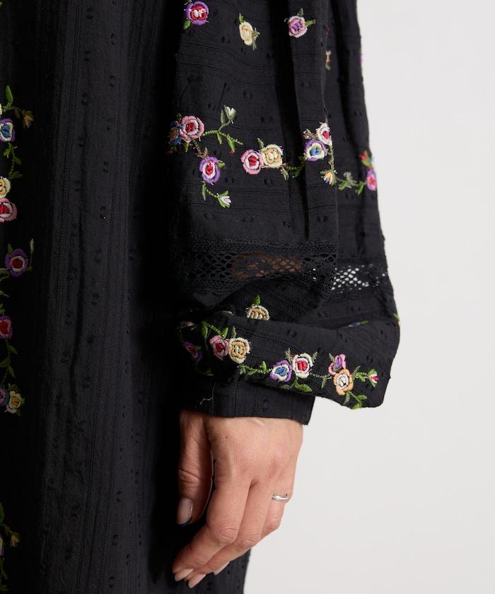 花刺繡蕾絲 多比面料 連衣裙