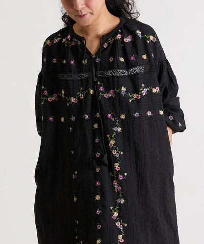 花刺繡蕾絲 多比面料 連衣裙