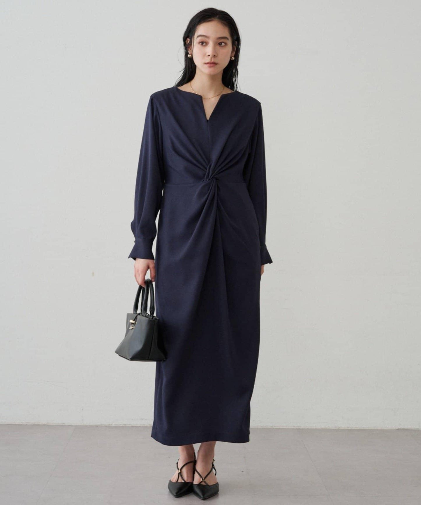 Loungedress 扭結V領連衣裙