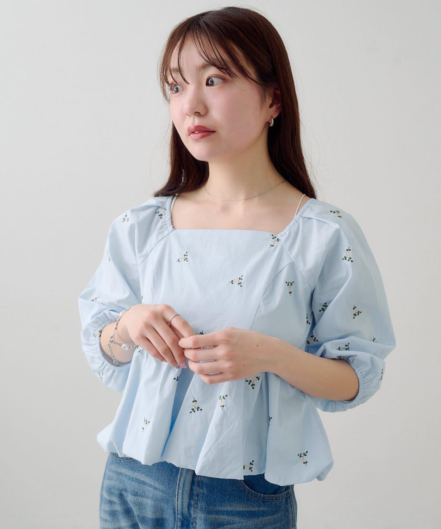 花卉圖案 泡泡袖 襯衫