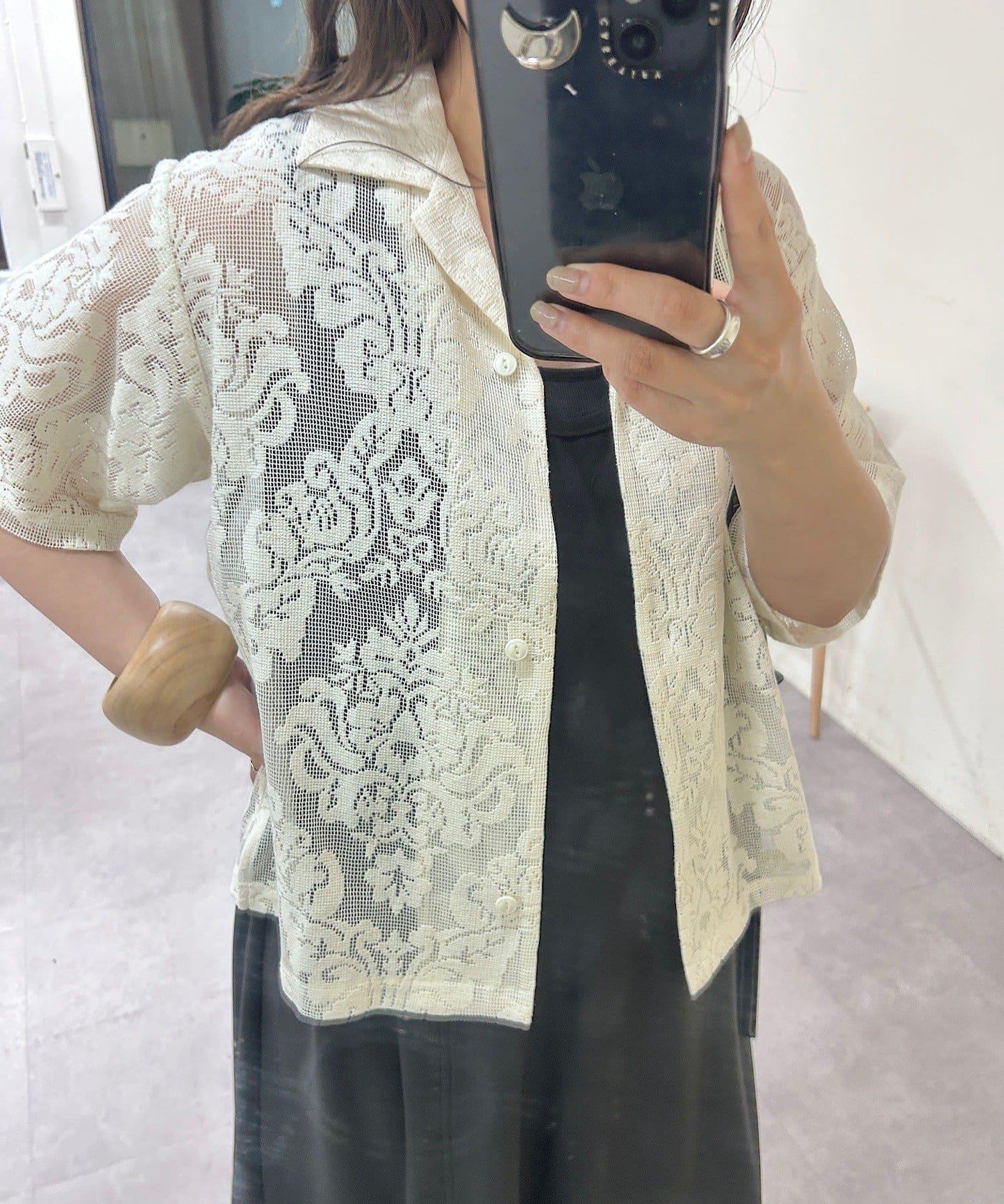 蕾絲開領短袖襯衫