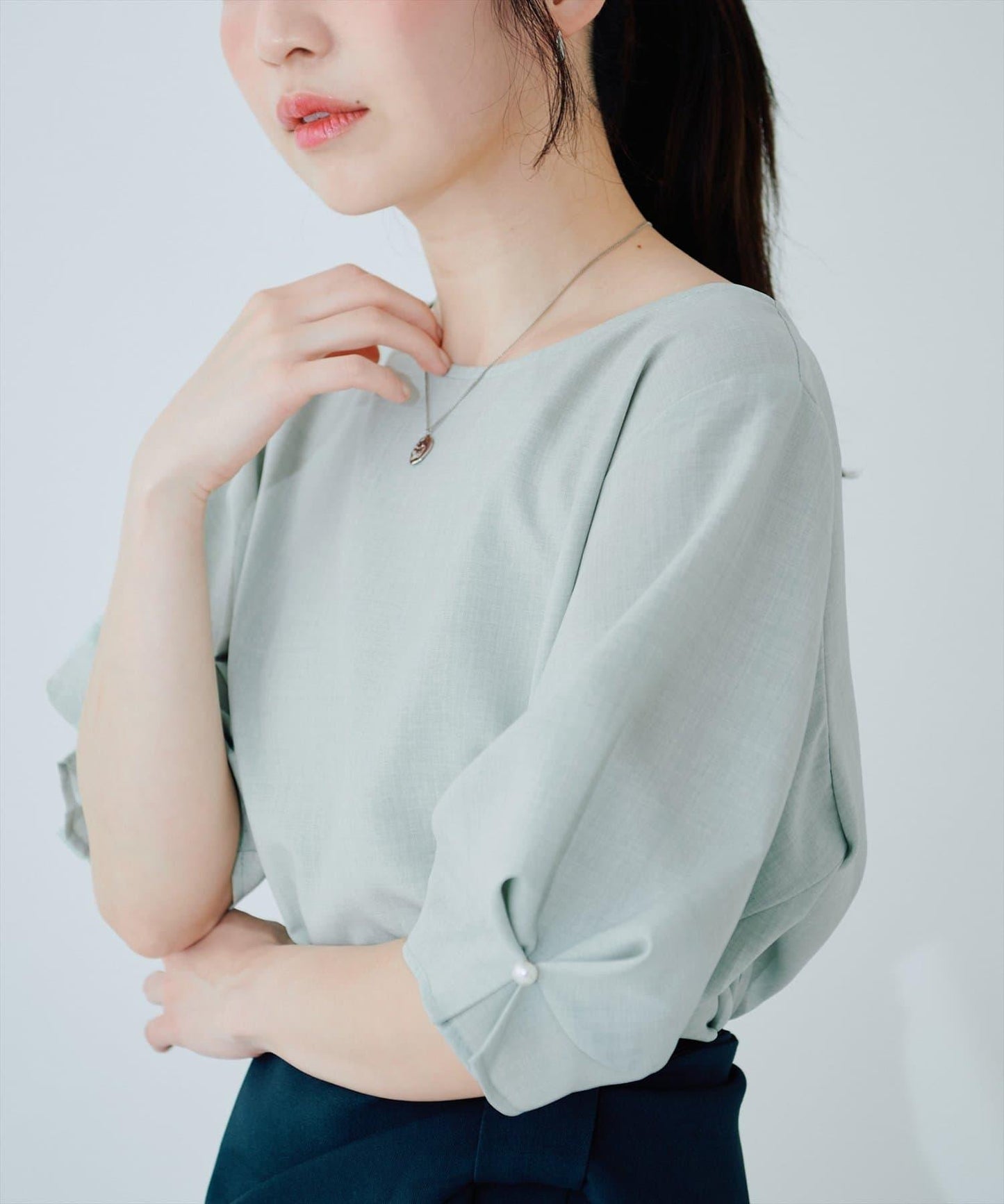 珍珠裝飾 打褶袖 女襯衫