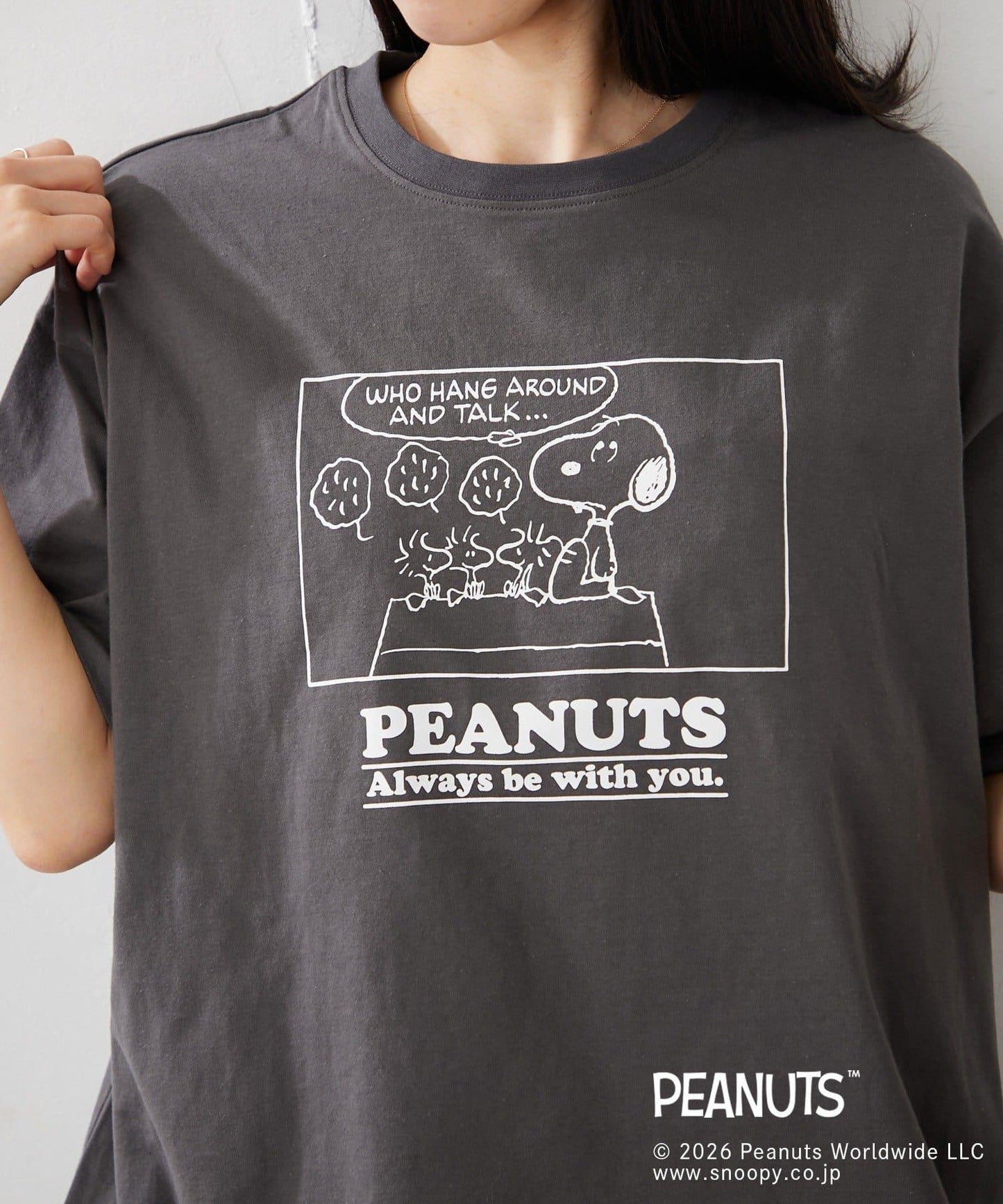 PEANUTS（花生漫畫） 慵懶風設計 T恤