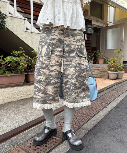 Ciaopanic 迷彩蕾絲短款工裝褲