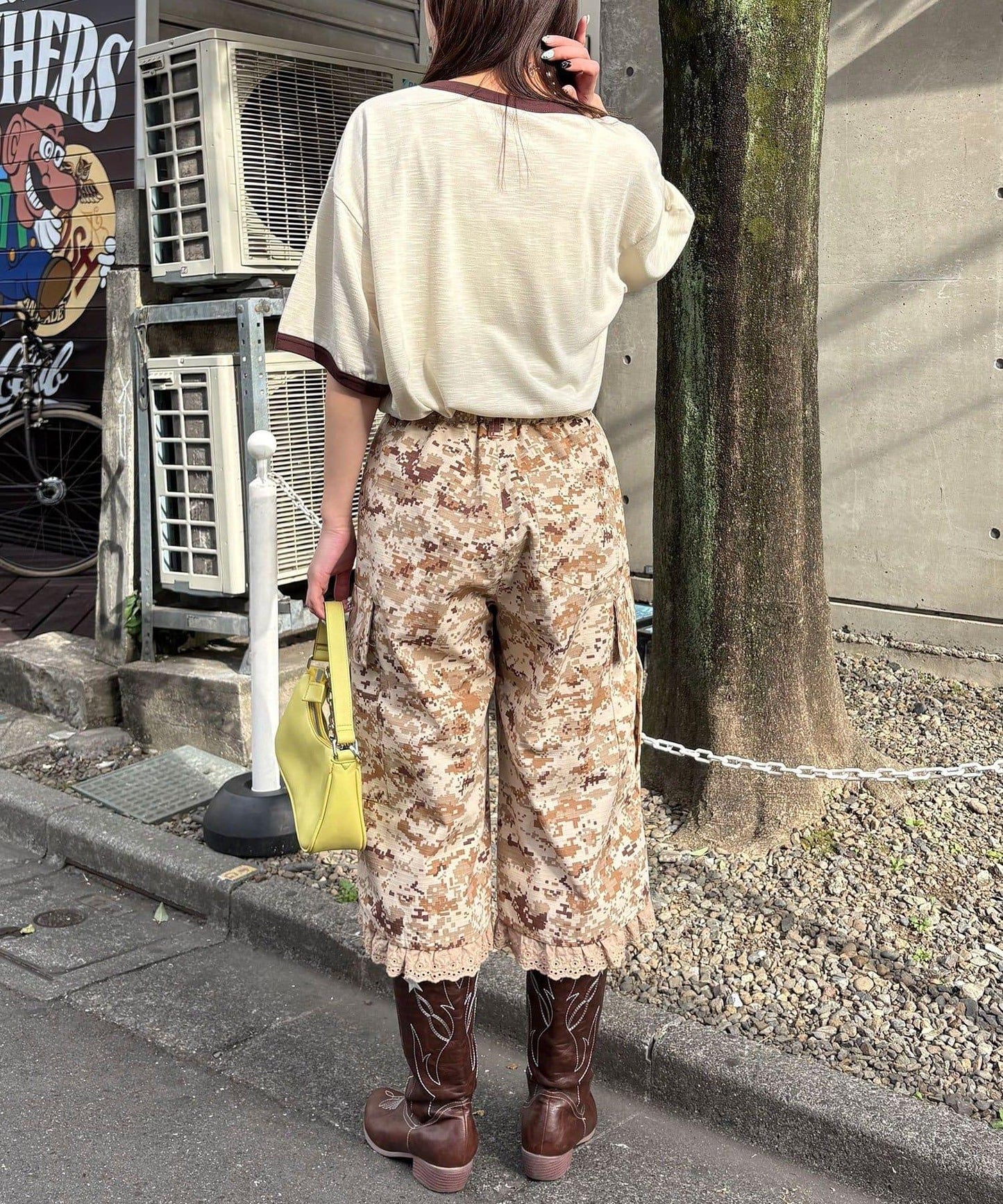 Ciaopanic 迷彩蕾絲短款工裝褲