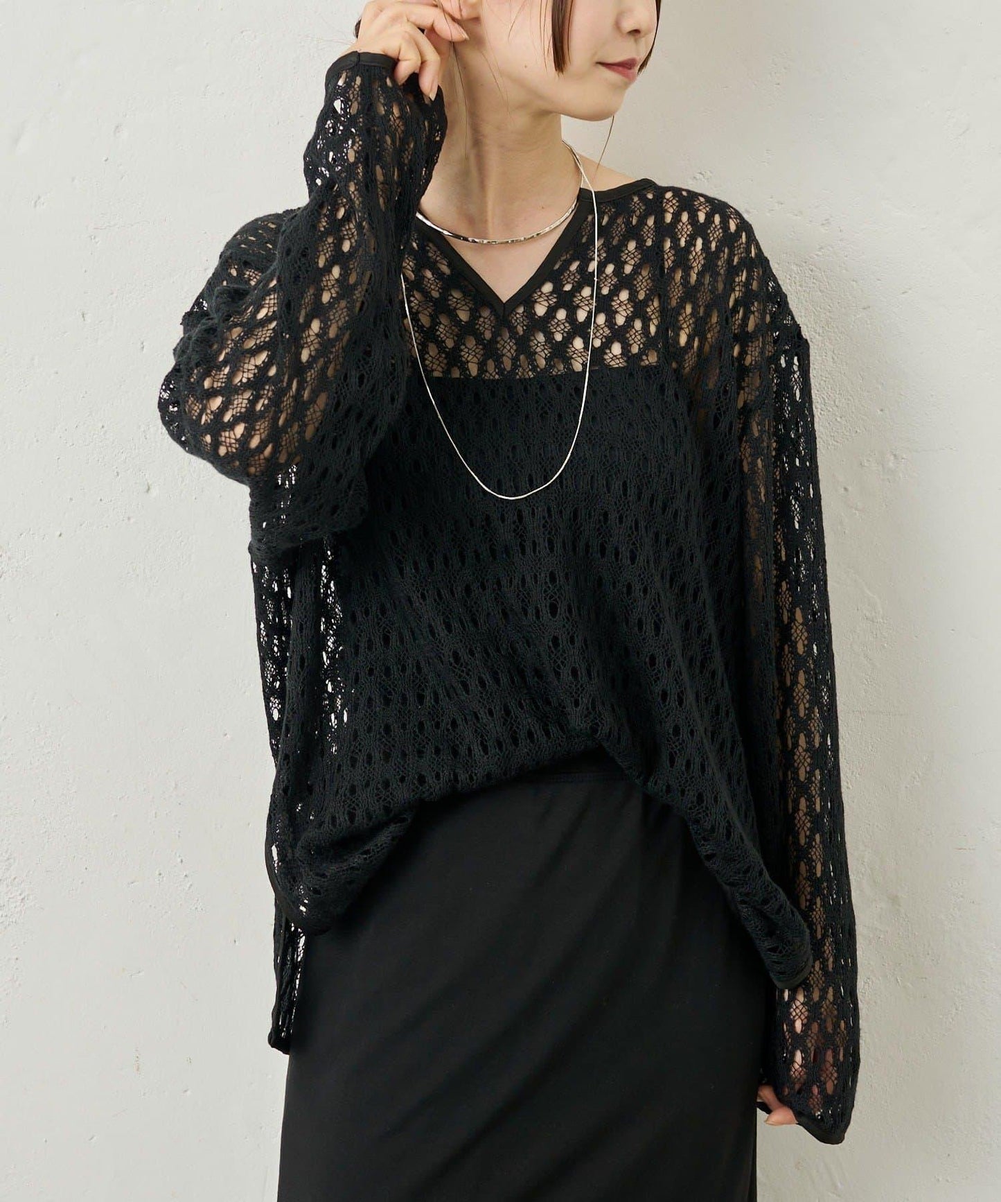 鏤空圖案 V領 套頭衫
