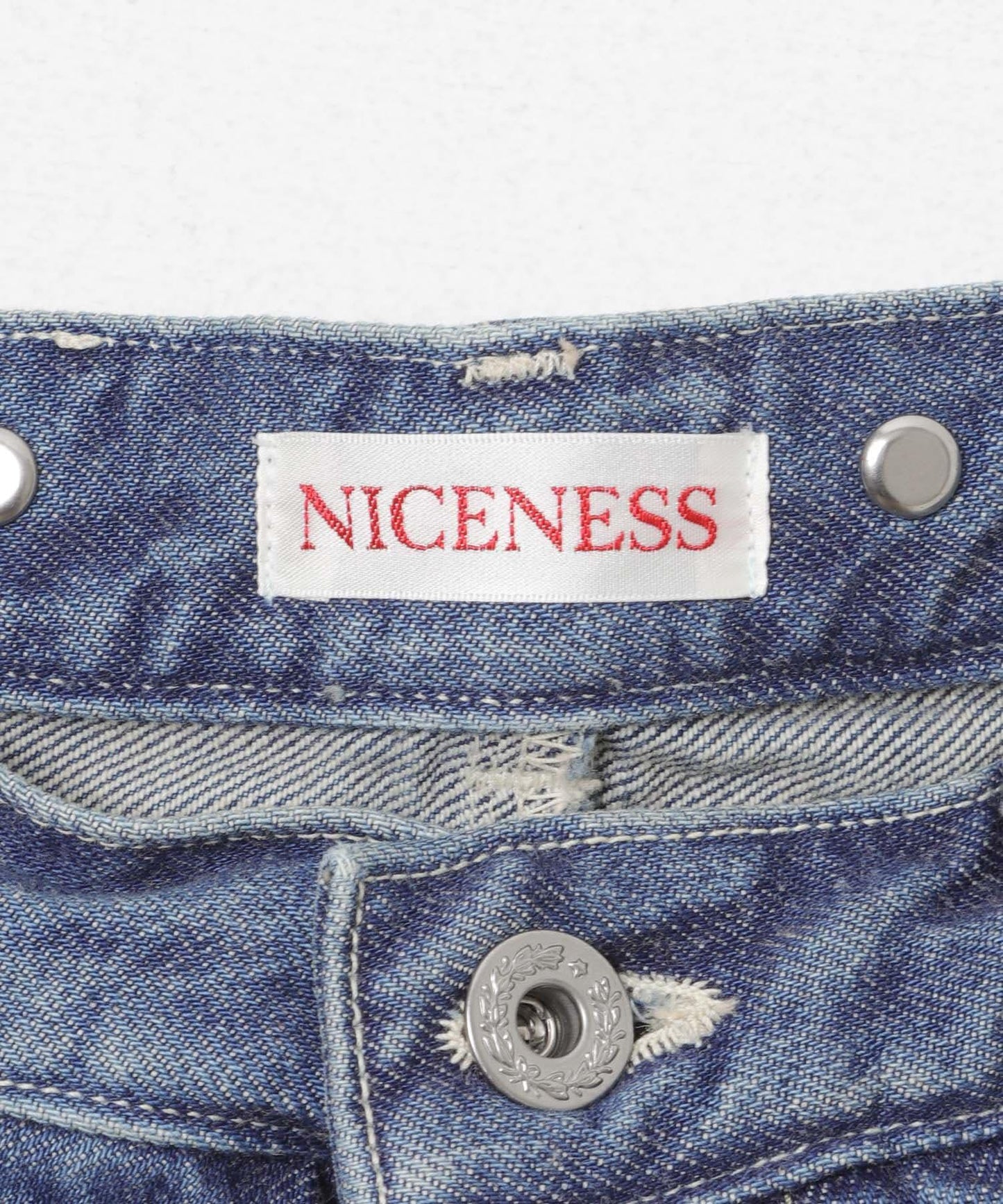 NICENESS D.SHARKY / D.シャーキー