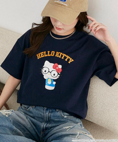 SANRIO CHARACTERS（三麗歐） 眼鏡學院風印花T恤