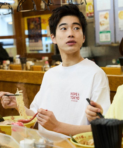 ホープ軒本舗×FREAK'S STORE 聯名 寬鬆廓形 背部印花 圓領T恤