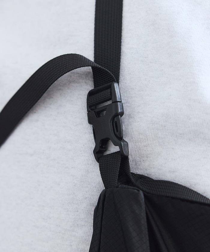 防潑水 PACKABLE SHOULDER 可收納設計 單肩包 聯名款