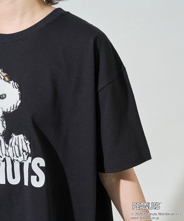 《PEANUTS》 沙迦拉刺繡短袖T恤