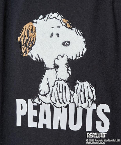 《PEANUTS》 沙迦拉刺繡短袖T恤