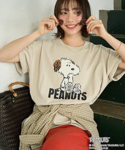 《PEANUTS》 沙迦拉刺繡短袖T恤