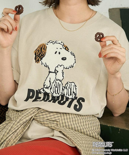 《PEANUTS》 沙迦拉刺繡短袖T恤
