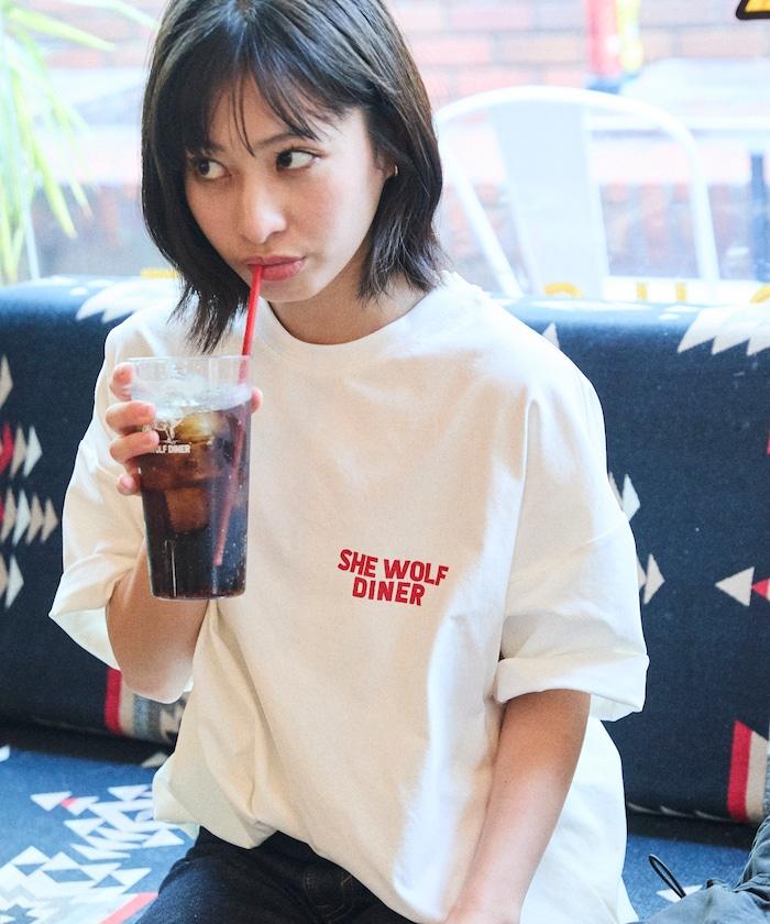 SHE WOLF DINER×FREAK'S STORE シーウルフダイナー 抗菌防臭 吸水速幹 寬鬆廓形 背部印花 T恤