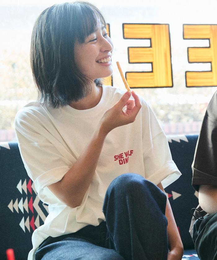 SHE WOLF DINER×FREAK'S STORE シーウルフダイナー 抗菌防臭 吸水速幹 寬鬆廓形 背部印花 T恤