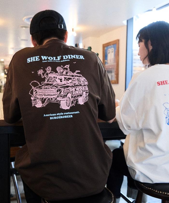 SHE WOLF DINER×FREAK'S STORE シーウルフダイナー 抗菌防臭 吸水速幹 寬鬆廓形 背部印花 T恤