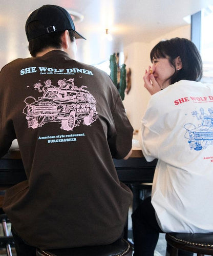 SHE WOLF DINER×FREAK'S STORE シーウルフダイナー 抗菌防臭 吸水速幹 寬鬆廓形 背部印花 T恤