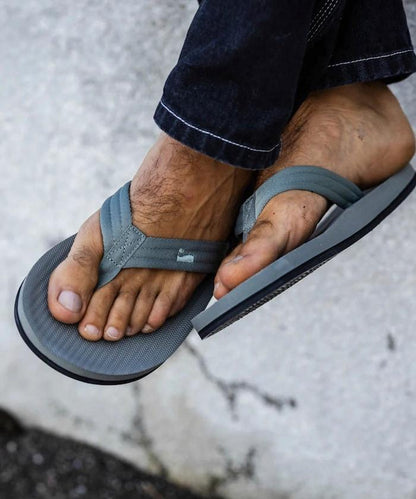 EASY LIVING Flip Flops 人字拖