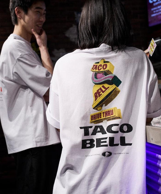 TACOBELL×FREAK'S STORE 聯名 寬鬆廓形 背部印花 圓領T恤