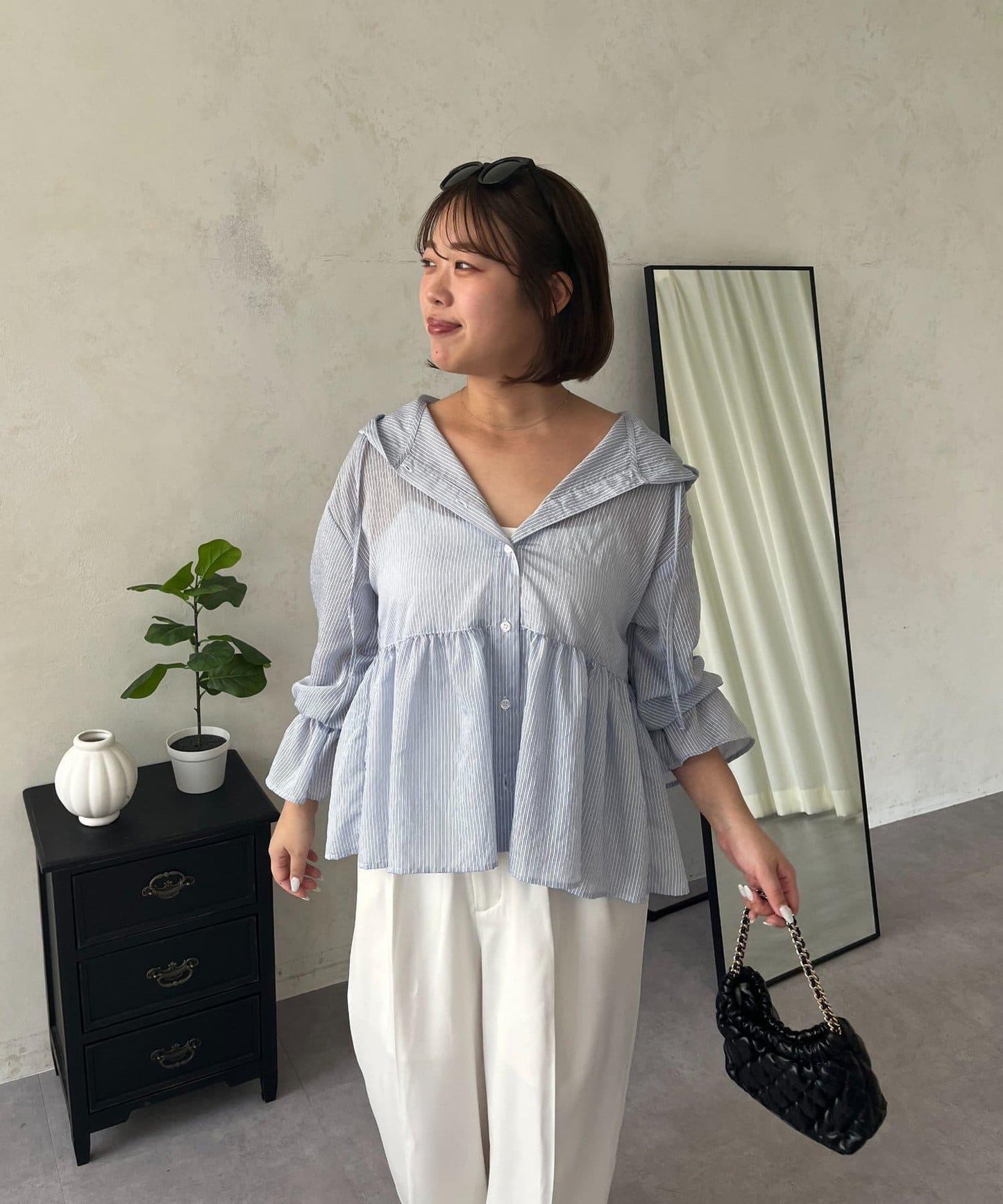 SAPON 透視金屬吊飾連帽襯衫