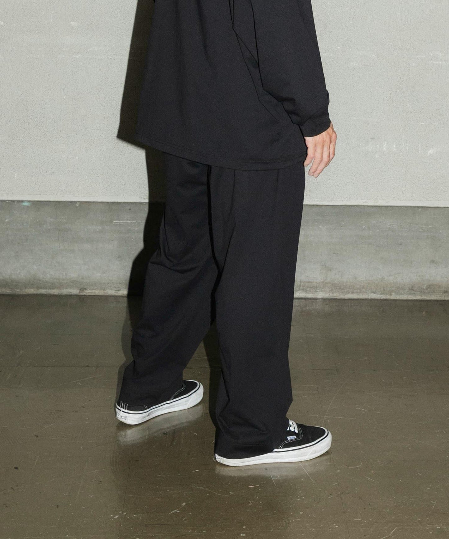 Wide Dad BREEZY TECH EASY PANTS 褲子