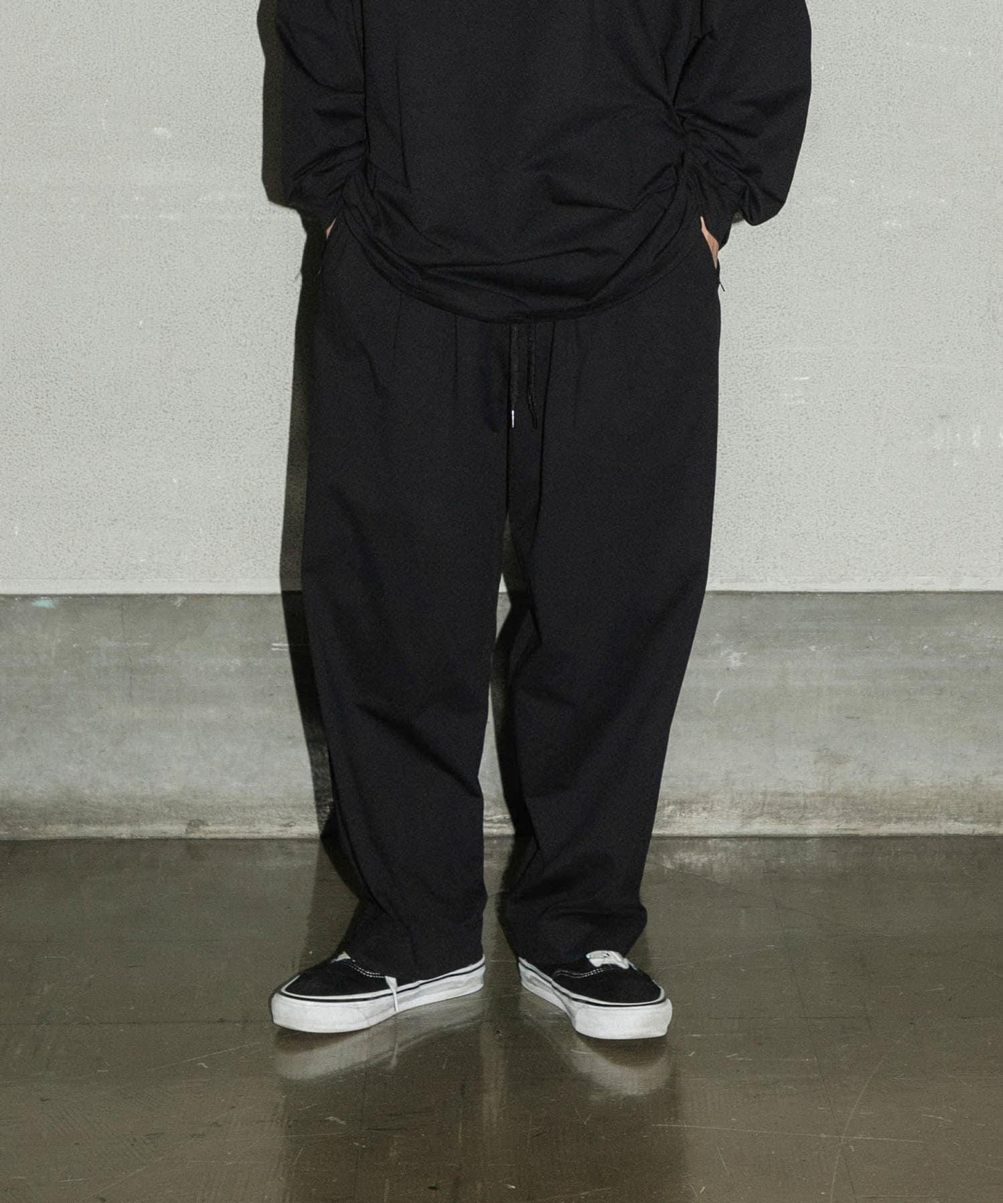 Wide Dad BREEZY TECH EASY PANTS 褲子