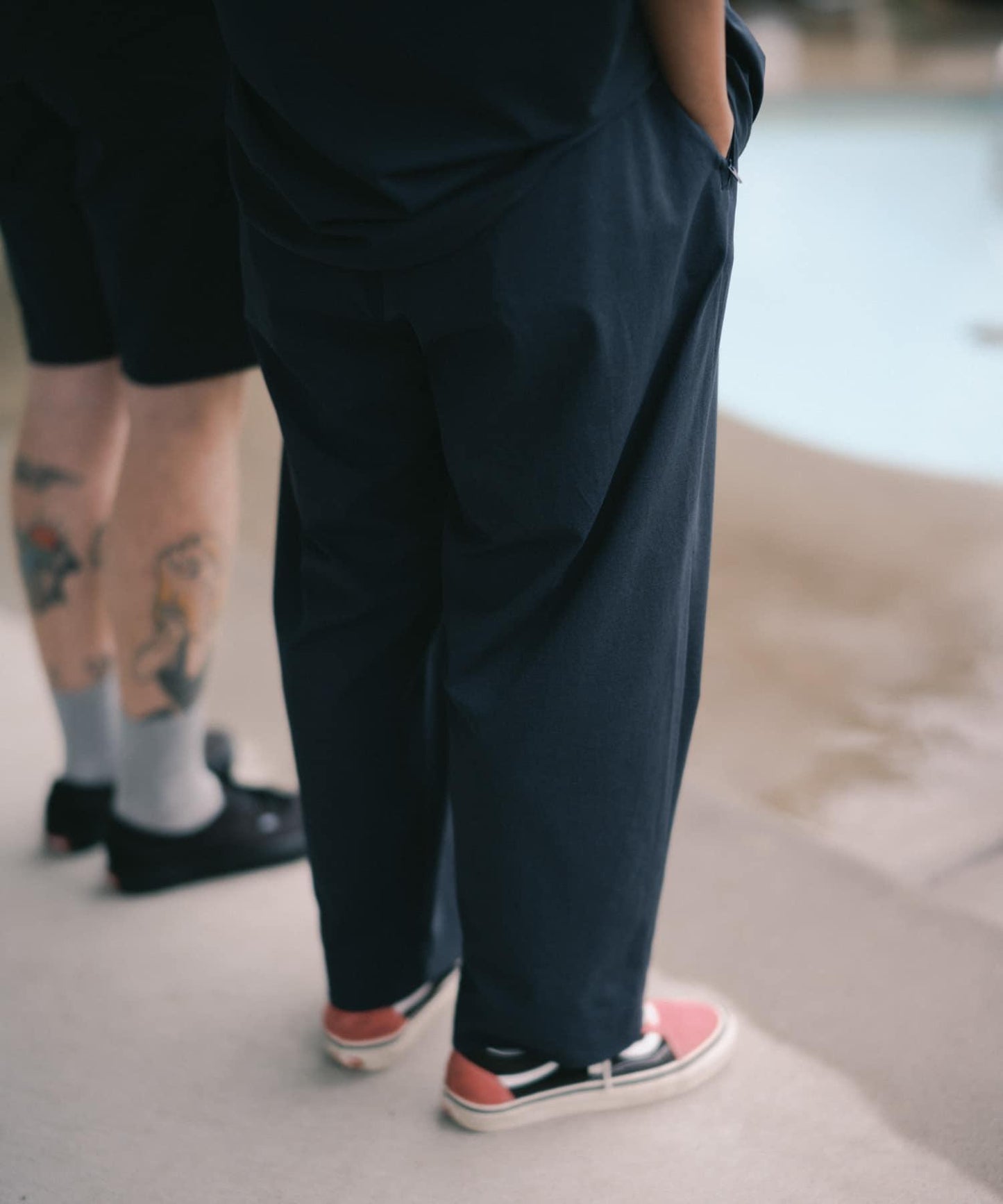 Wide Dad BREEZY TECH EASY PANTS 褲子