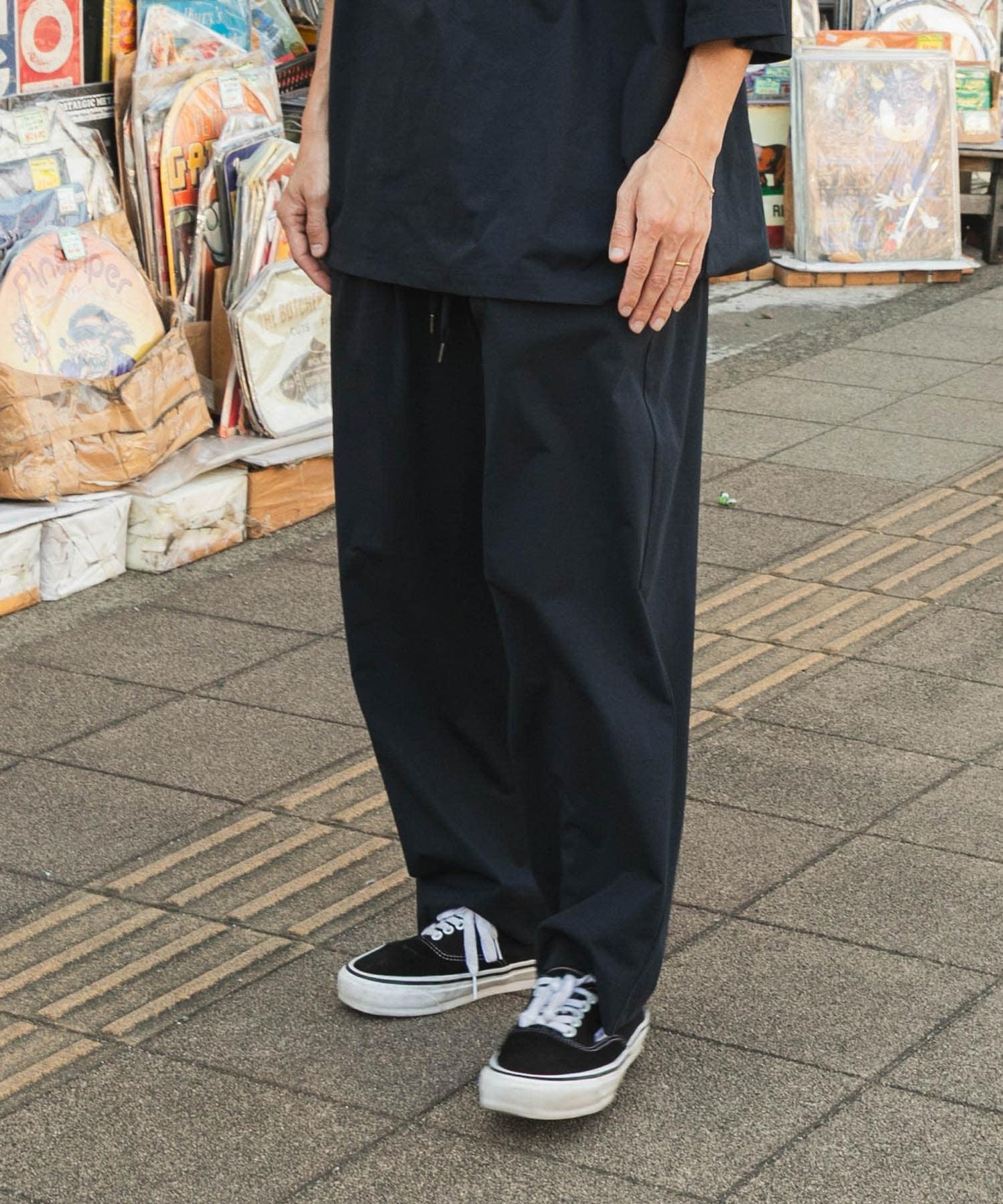 Wide Dad BREEZY TECH EASY PANTS 褲子