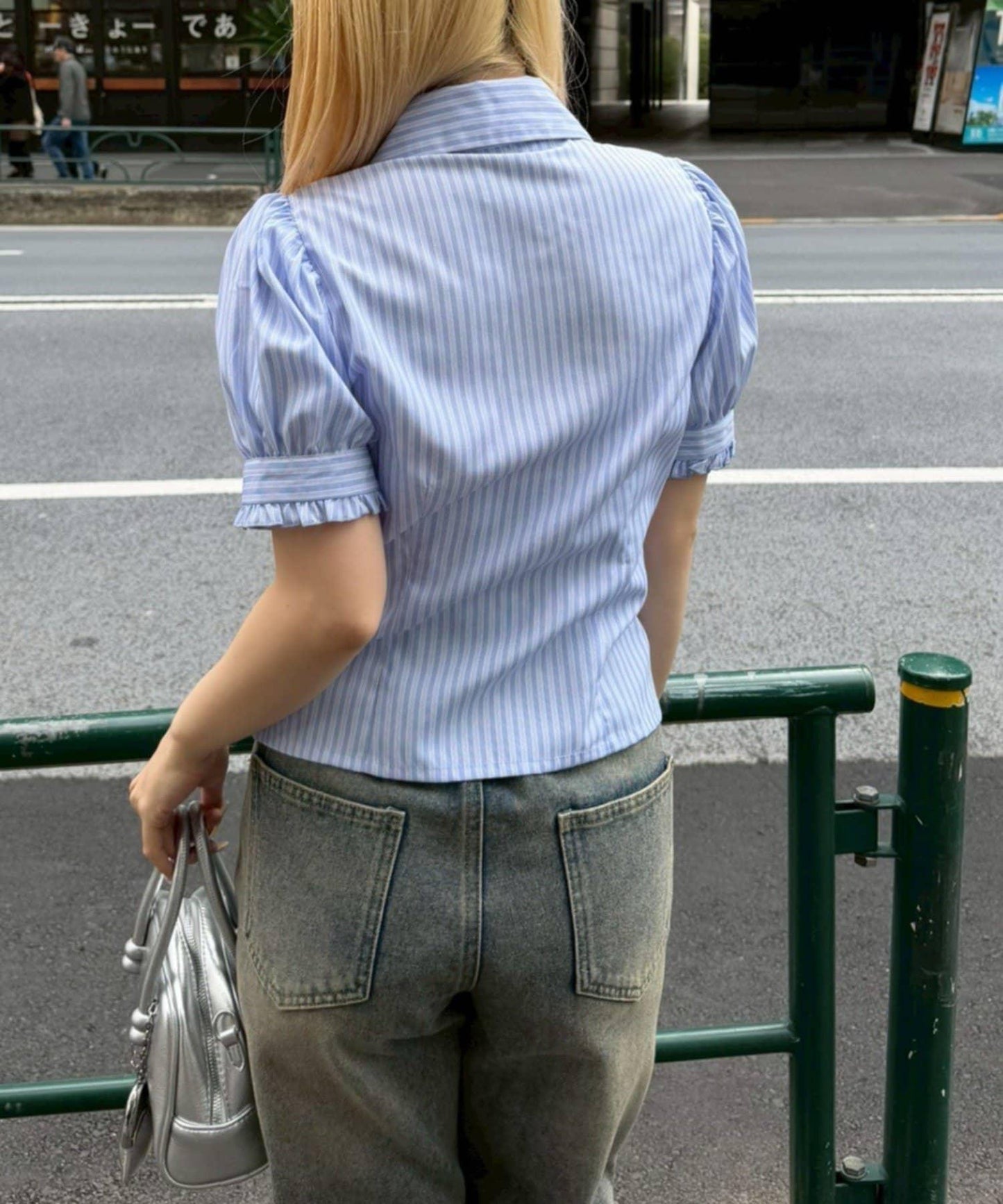 胸部褶皺蝴蝶結設計 女襯衫