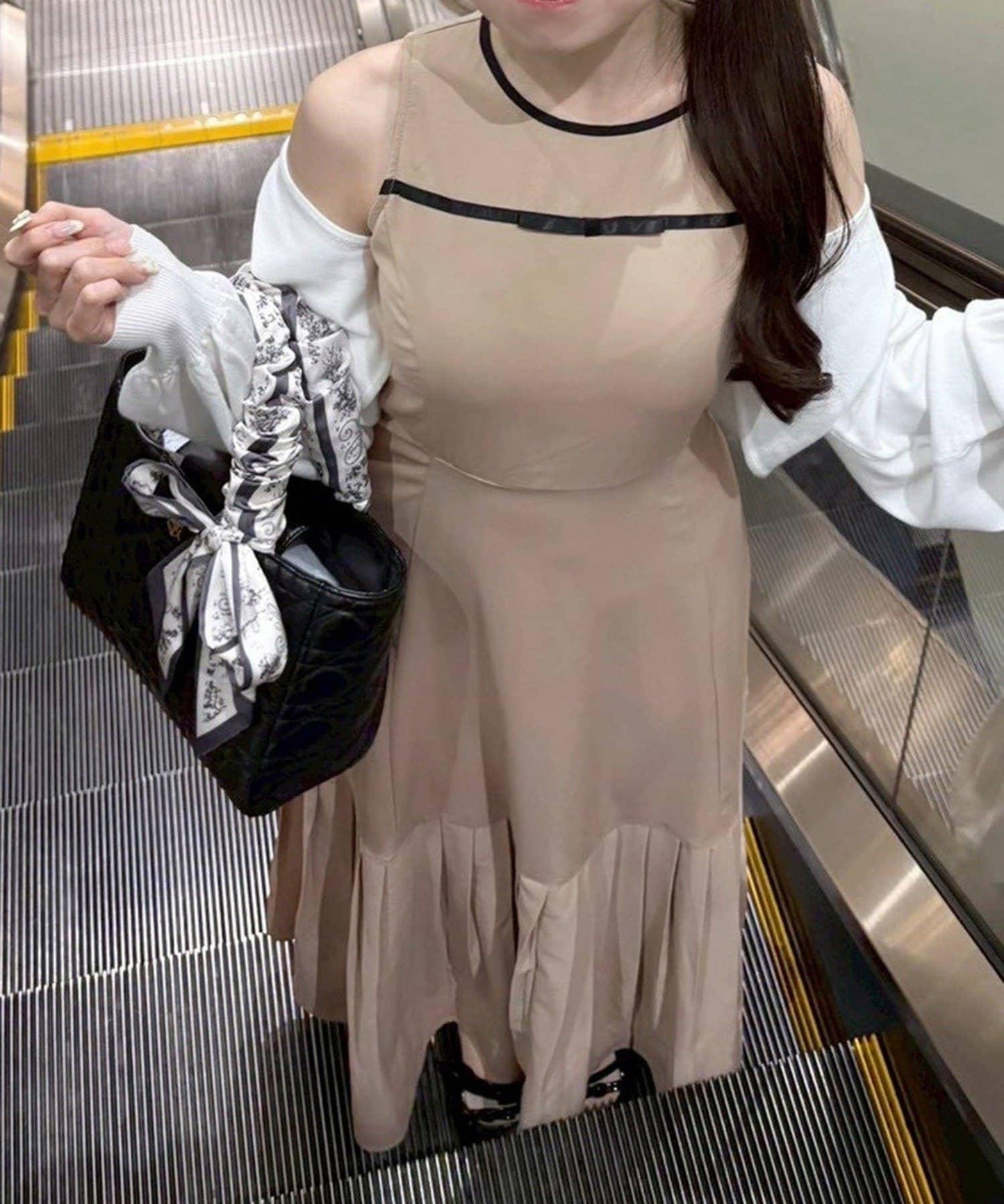 one after another 兩件套連衣裙