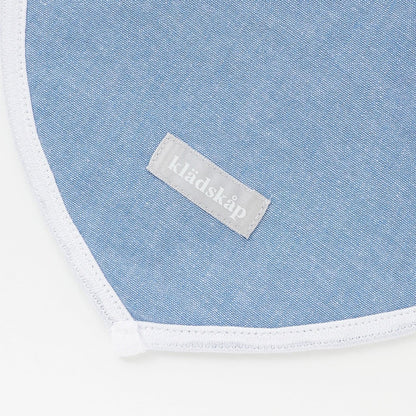 水獺刺繡嬰兒圍兜