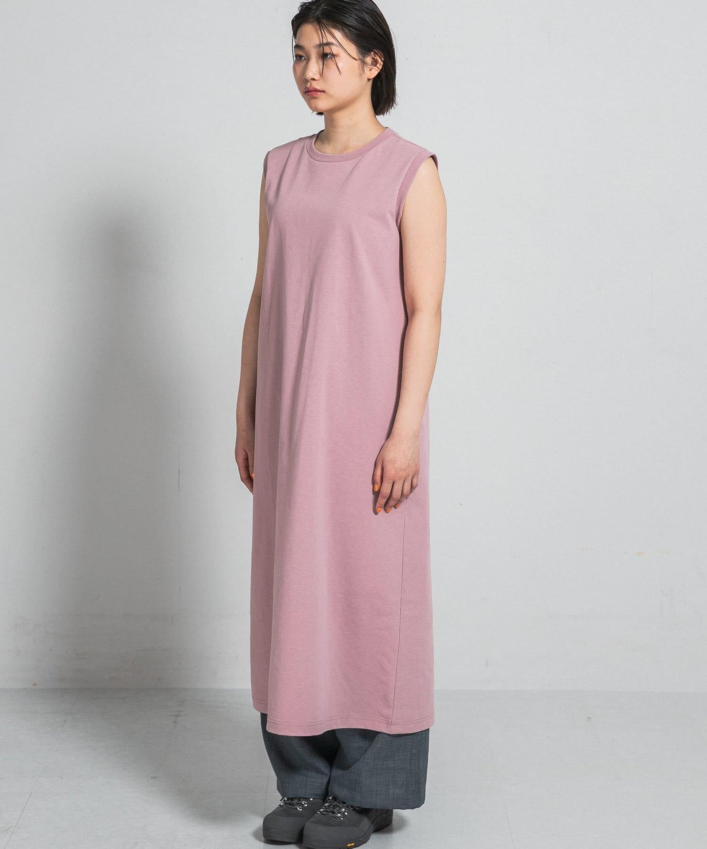 DRY OUT SLEEVLESS ONEPIECE 連衣裙