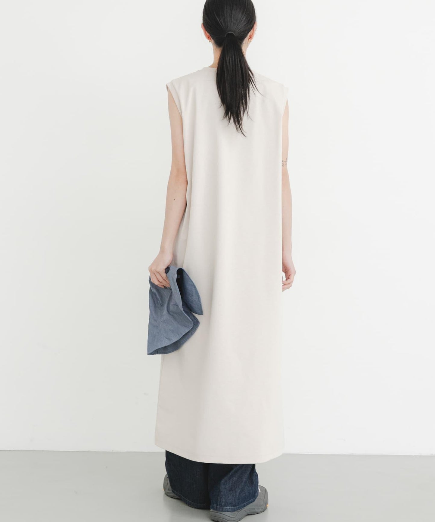 DRY OUT SLEEVLESS ONEPIECE 連衣裙