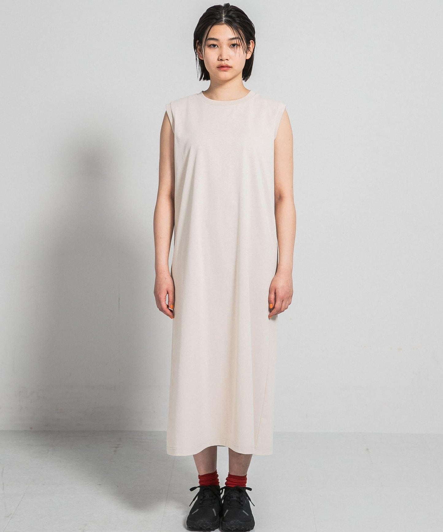 DRY OUT SLEEVLESS ONEPIECE 連衣裙